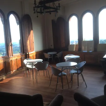 Castello Mellana Couette-café Rosignano Monferrato