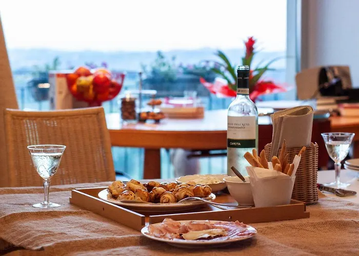 Castello Mellana Bed & Breakfast 4*